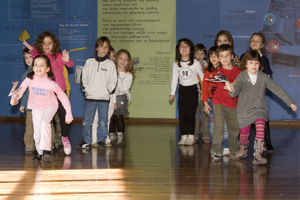 Εκπαιδευτικά προγράμματα Απριλίου στον «Ελληνικό Κόσμο» Εκπαιδευτικά προγράμματα Απριλίου στον «Ελληνικό Κόσμο»